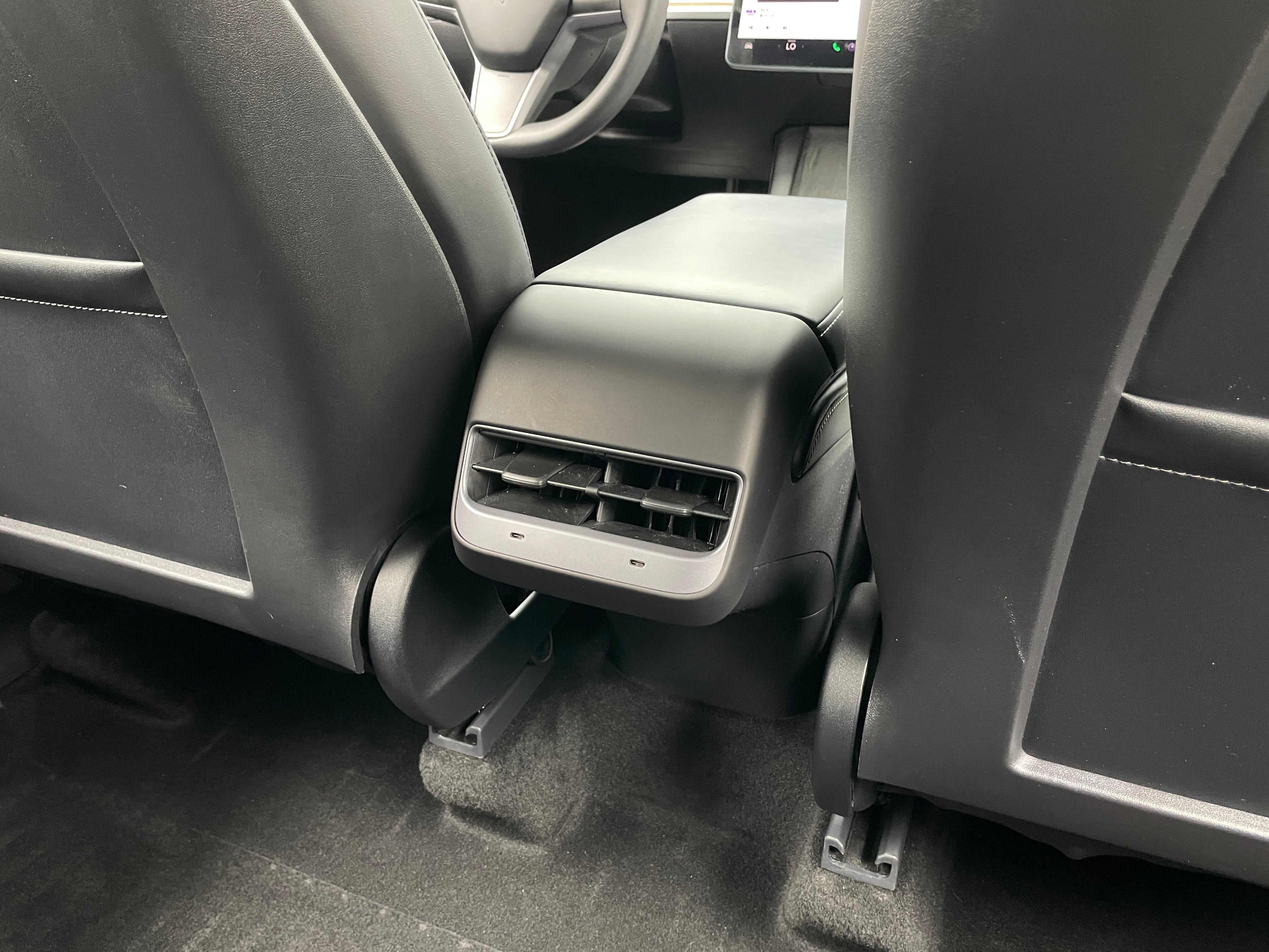 tesla model y 2022 7SAYGDEE6NF322020 image tesla model y 2022 7SAYGDEE6NF322020 image